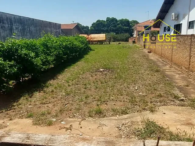 Terreno com 447m², à venda, no bairro Jardim Botura em Votuporanga