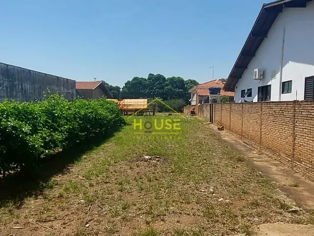 Terreno com 447m², à venda, no bairro Jardim Botura em Votuporanga