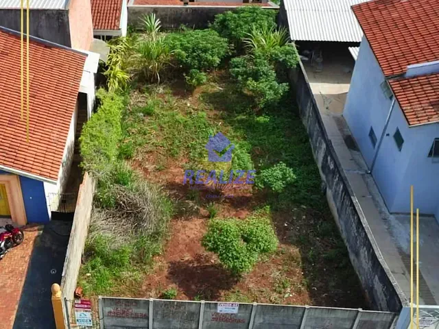 Terreno com 250m², à venda, no bairro Jardim Paraíso II em Botucatu
