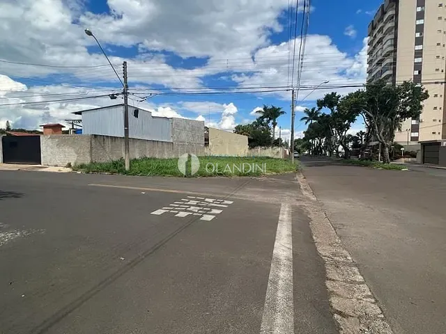 Terreno com 360m², para alugar, no bairro Jardim Resek II em Artur Nogueira
