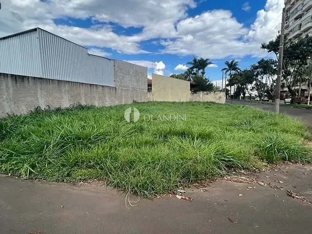 Terreno com 360m², para alugar, no bairro Jardim Resek II em Artur Nogueira