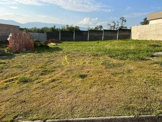 Terreno com 338m², à venda, no bairro Guedes em Tremembé