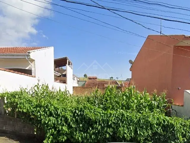 Terreno com 180m², à venda, no bairro Jardim Itamaraty II em Poços de Caldas