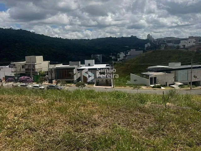 Terreno com 312m², à venda, no bairro Salvaterra em Juiz de Fora