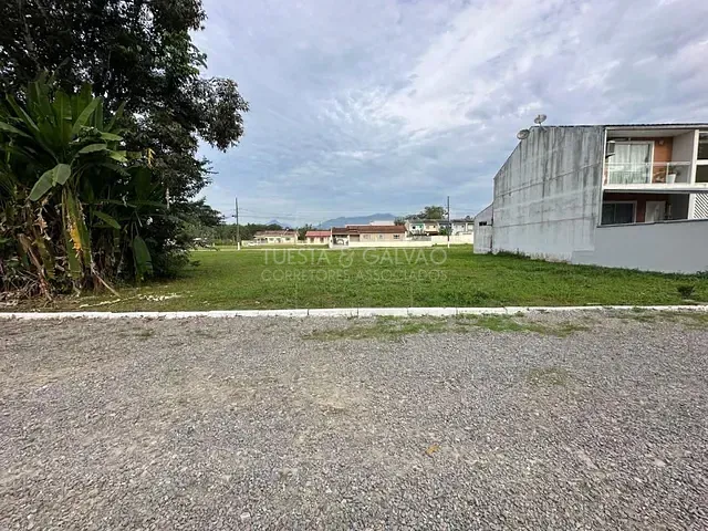 Terreno com 399m², à venda, no bairro Nucleo do Rio Pinto em Morretes