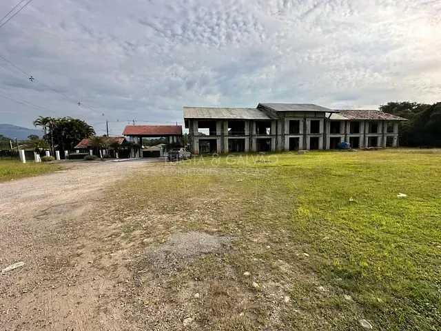 Terreno com 399m², à venda, no bairro Nucleo do Rio Pinto em Morretes
