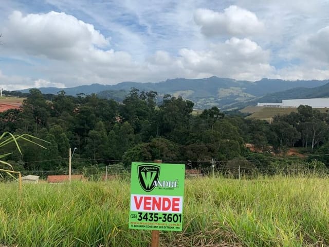 Terreno com 200m², à venda, no bairro Ponte Nova em Extrema