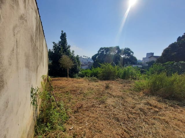 Terreno com 970m², à venda, no bairro Granja dos Cavaleiros em Macaé