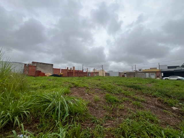 Terreno com 207m², à venda, no bairro Agua Branca em Piracicaba