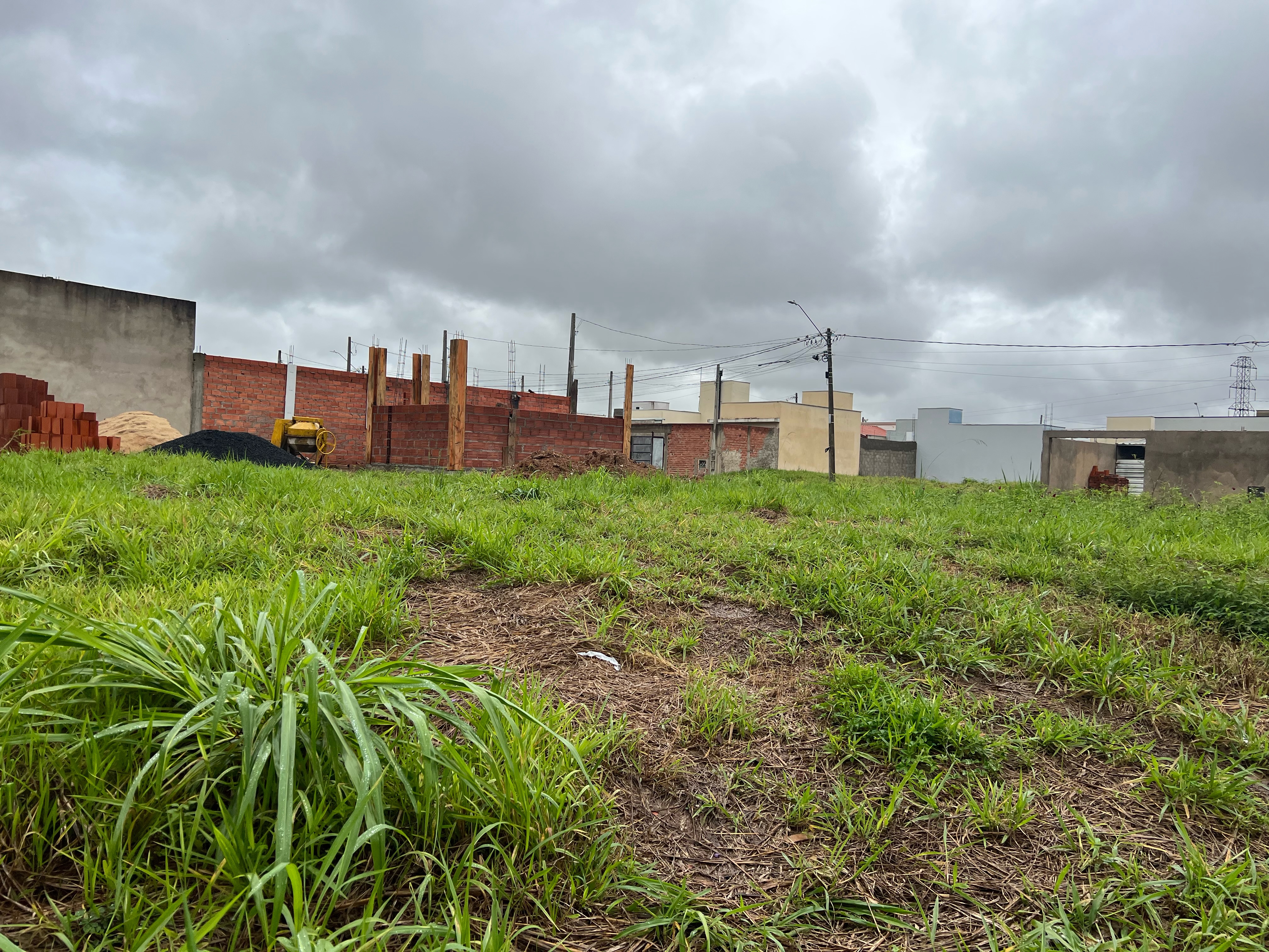 Terreno, 206 m² - Foto 1