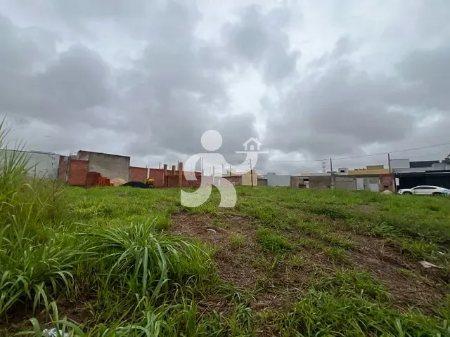Terreno com 207m², à venda, no bairro Agua Branca em Piracicaba