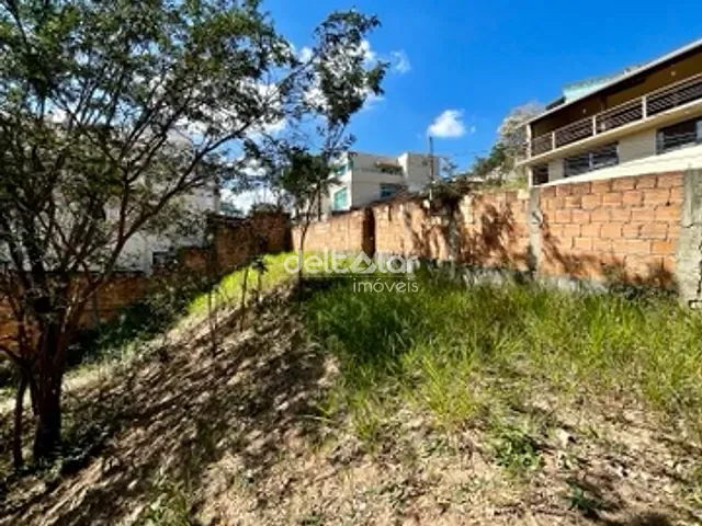 Terreno com 375m², à venda, no bairro Heliópolis em Belo Horizonte