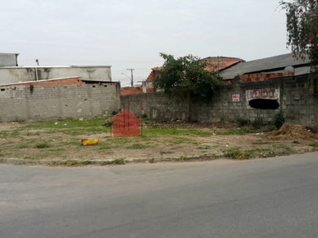 Terreno com 271m², à venda, no bairro Mantiqueira em Pindamonhangaba