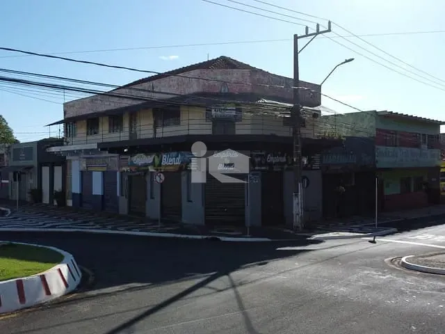 Terreno com 600m², à venda, no bairro Centro em Rolândia