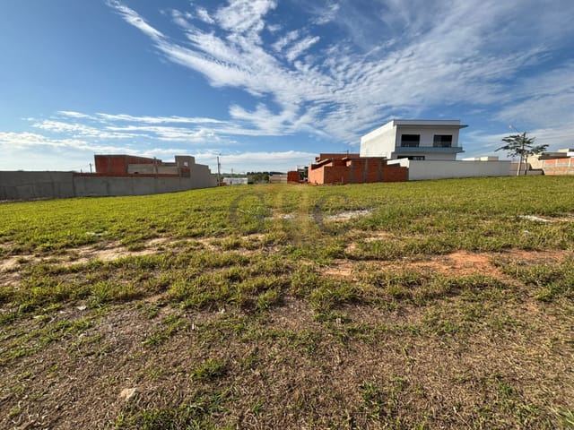 Terreno com 250m², à venda, no bairro Jardim São Lucas II em Salto de Pirapora