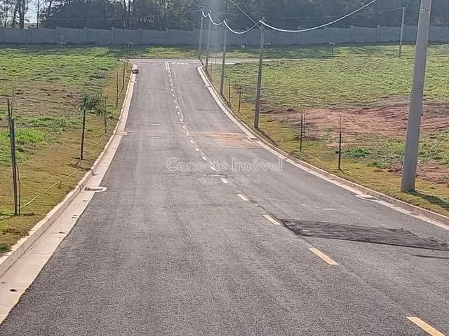 Terreno com 250m², à venda, no bairro Colinas do Castelo em Jaguariúna
