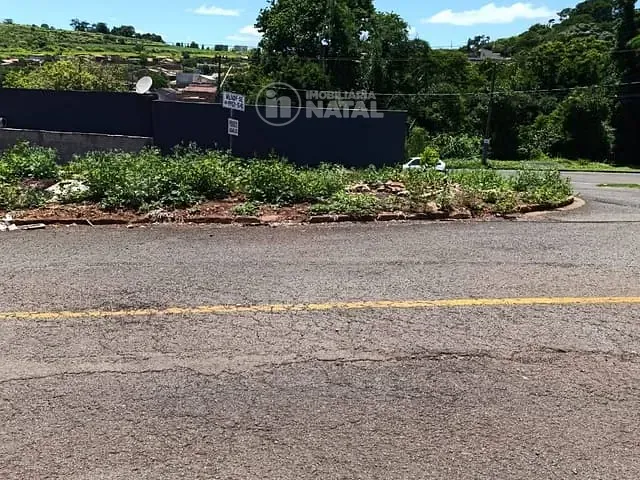 Terreno com 391m², à venda, no bairro Jardim Paris em Londrina
