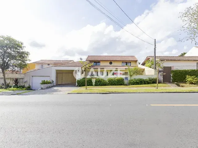 Terreno com 331m² 5 quartos e 5 banheiros, à venda, no bairro Barreirinha em Curitiba
