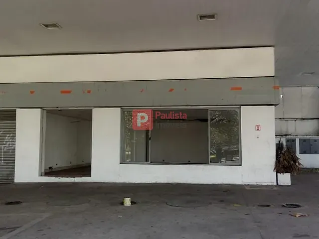 Terreno com 890m², à venda ou para alugar, no bairro Interlagos em São Paulo