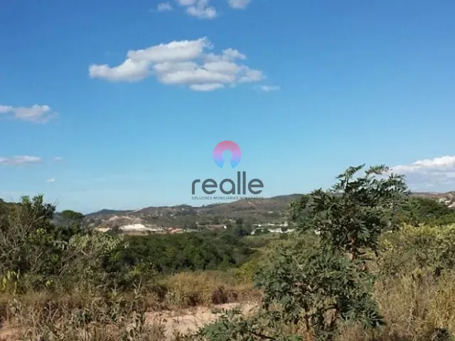 Terreno com 360m², à venda, no bairro Vianinha (Melo Viana) em Esmeraldas