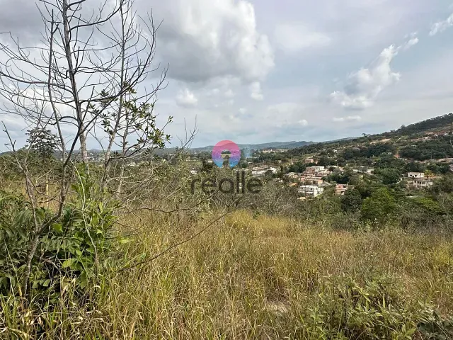 Terreno com 360m², à venda, no bairro Vianinha (Melo Viana) em Esmeraldas