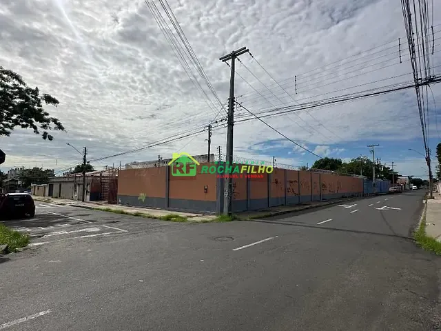 Terreno à venda, no bairro Marquês de Paranaguá em Teresina