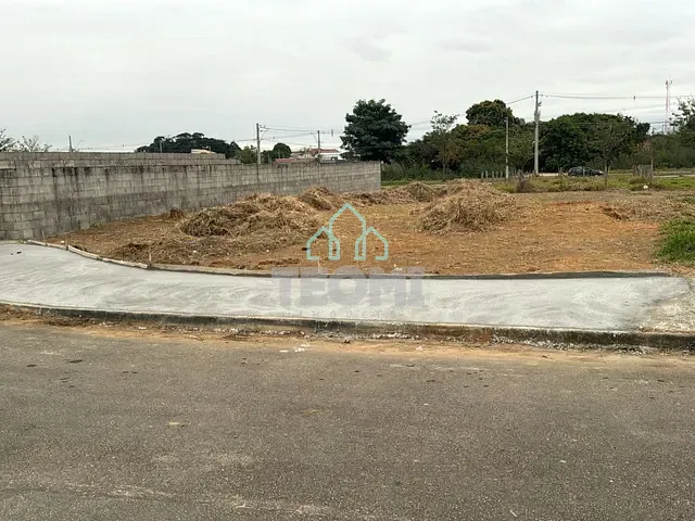 Terreno com 415m², à venda, no bairro Independência em Taubaté