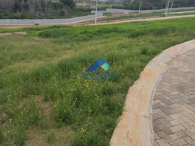 Terreno com 303m², à venda, no bairro Sapé II em Caçapava