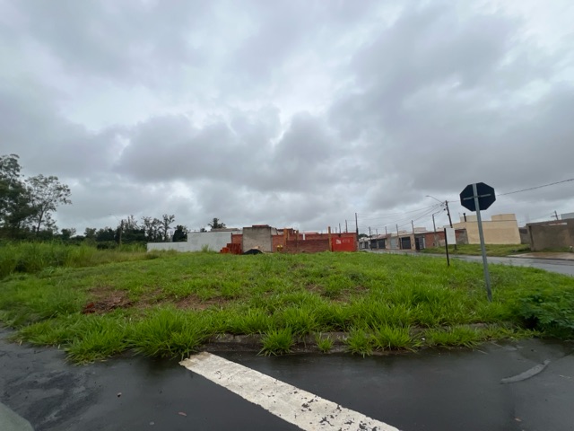 Terreno com 200m², à venda, no bairro Jardim Oriente em Piracicaba