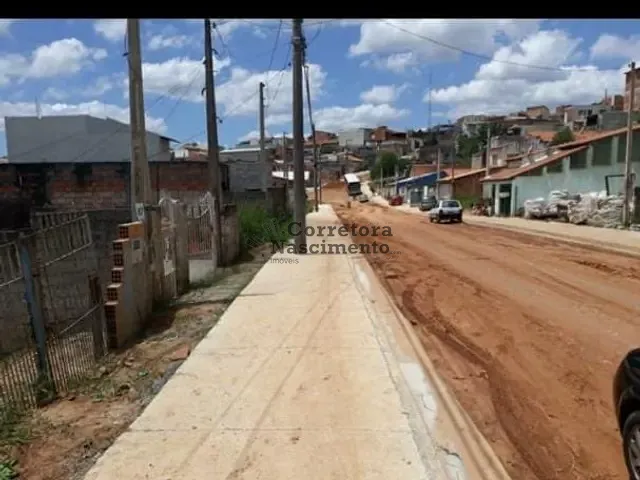 Terreno com 150m², à venda, no bairro Jardim Pitoresco em Jacareí