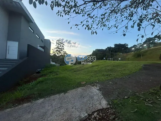 Terreno com 297m², à venda, no bairro Ibiporã em Ibiporã