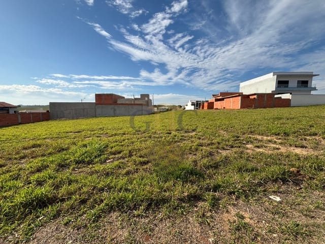 Terreno com 250m², à venda, no bairro Jardim São Lucas II em Salto de Pirapora