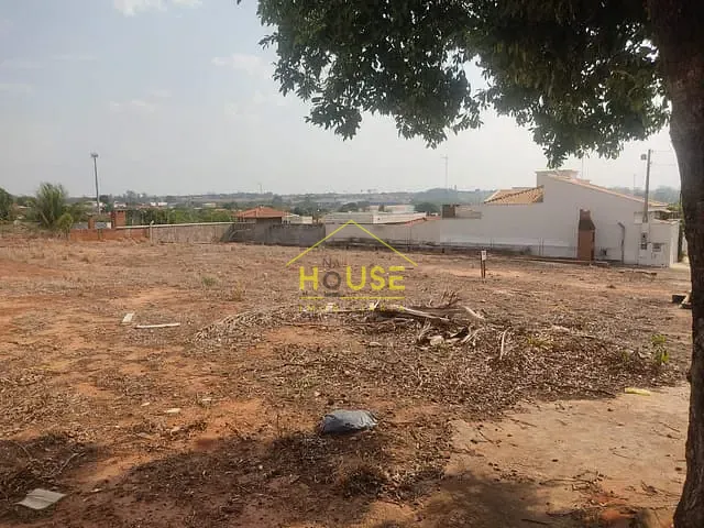Terreno com 1011m², à venda, no bairro San Remo em Votuporanga