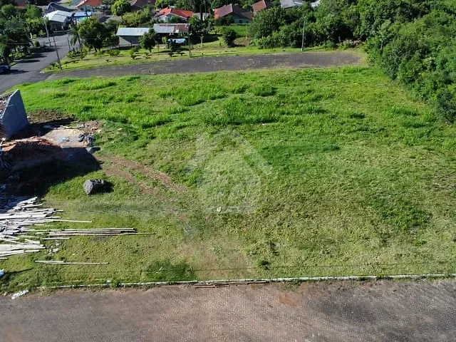 Terreno com 418m², à venda, no bairro Languiru em Teutônia