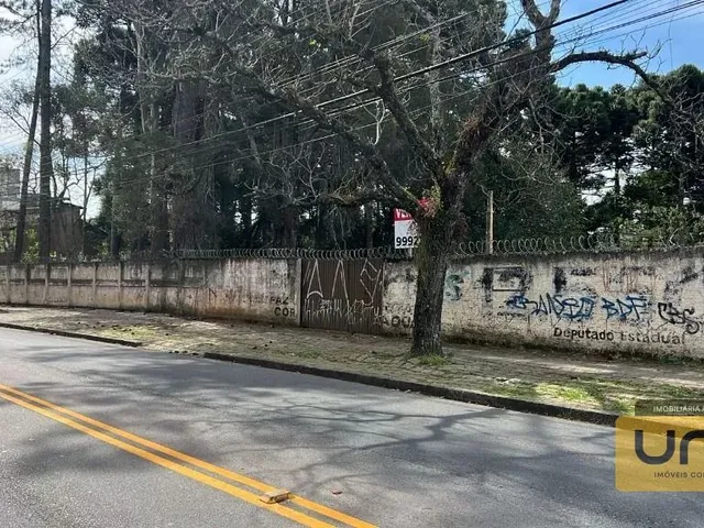 Terreno à venda, no bairro Bom Retiro em Curitiba