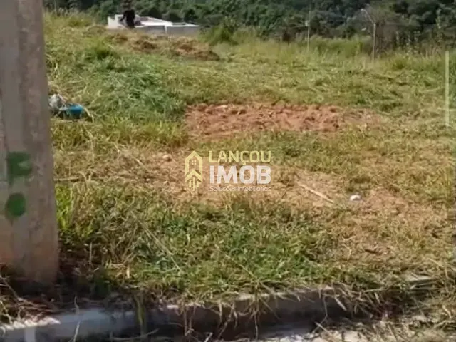 Terreno com 175m², à venda, no bairro Parque Petrópollis em Várzea Paulista