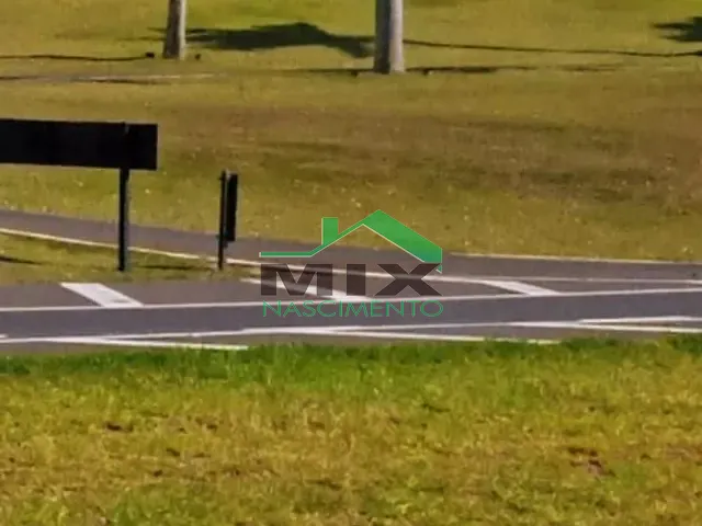 Terreno com 618m², à venda, no bairro Riviera de Santa Cristina III em Itaí