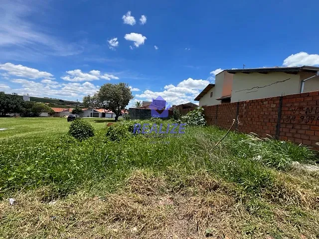 Terreno com 250m², à venda, no bairro Jardim Real Park em Botucatu