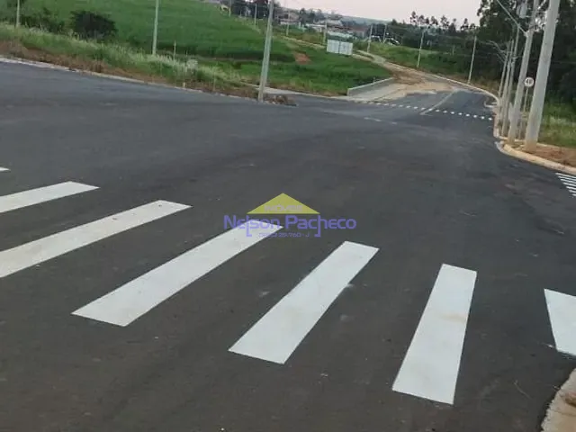 Terreno com 155m², à venda, no bairro Mombuca em Mombuca