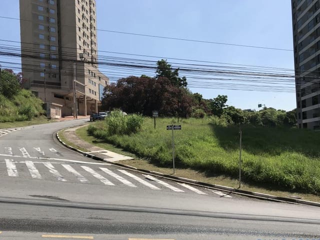 Terreno com 352m², à venda, no bairro Bethaville I em Barueri