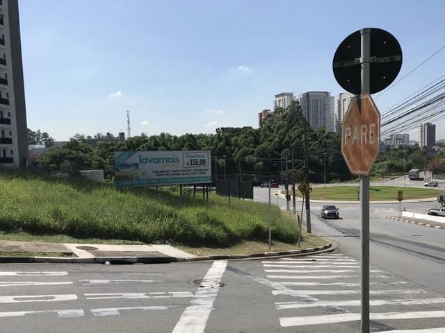 Terreno com 352m², à venda, no bairro Bethaville I em Barueri