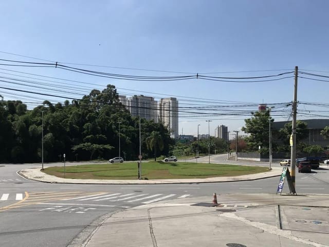 Terreno com 352m², à venda, no bairro Bethaville I em Barueri