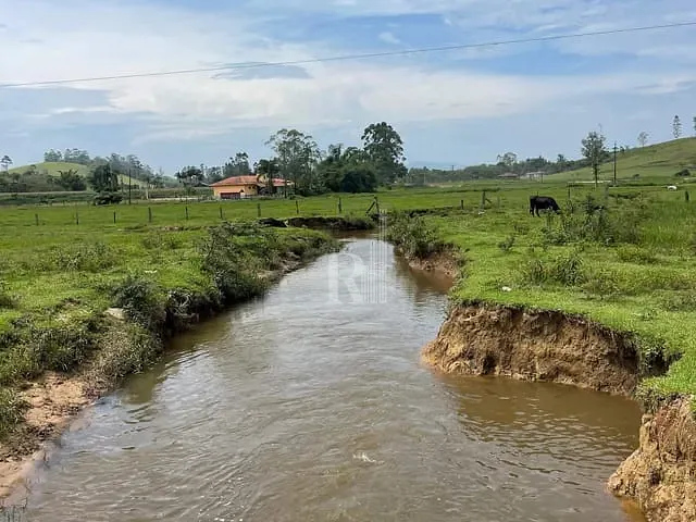 Terreno com 10000000m², à venda, no bairro Timbé em Tijucas