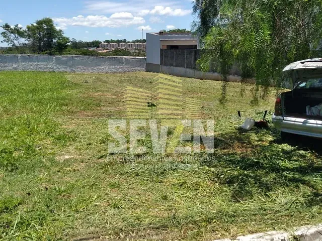 Terreno com 563m², à venda, no bairro Quinta Ranieri em Bauru