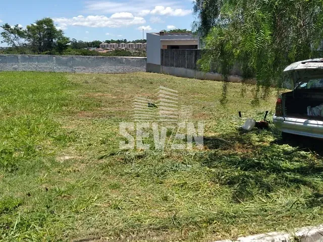 Terreno com 563m², à venda, no bairro Quinta Ranieri em Bauru