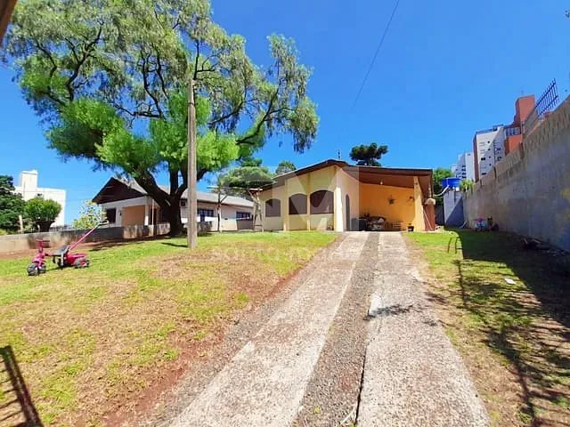 Terreno com 900m², à venda, no bairro Centro em Chapecó