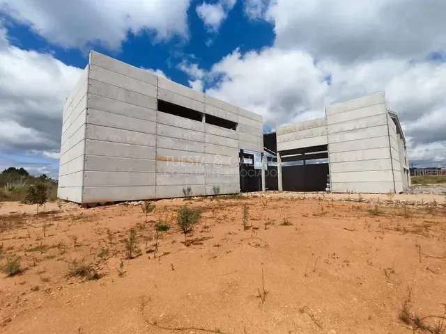 Terreno com 2m², à venda, no bairro Eucaliptos em Fazenda Rio Grande