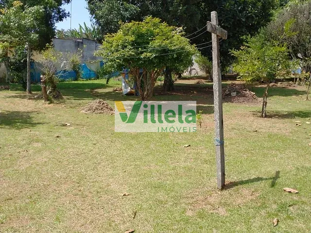 Terreno com 2100m², à venda, no bairro Parque das Varinhas em Mogi das Cruzes