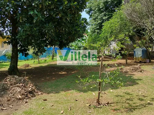 Terreno com 2100m², à venda, no bairro Parque das Varinhas em Mogi das Cruzes