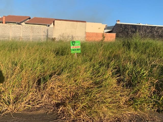 Terreno com 300m², à venda, no bairro Sierra em Extrema
